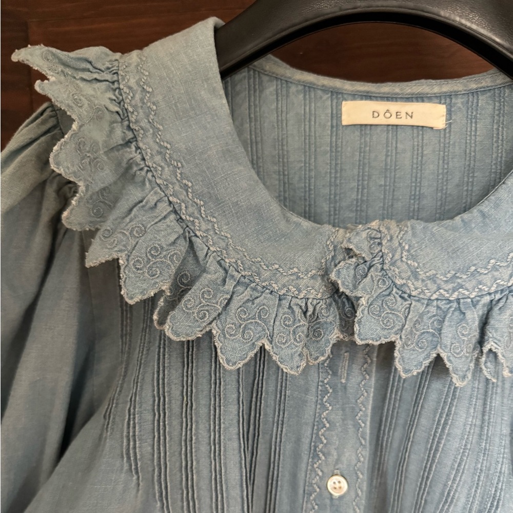 Doen wing dress in Parisian chambray, medium